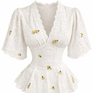modél blanc avec des petites fleurs jaunes 🤍💛